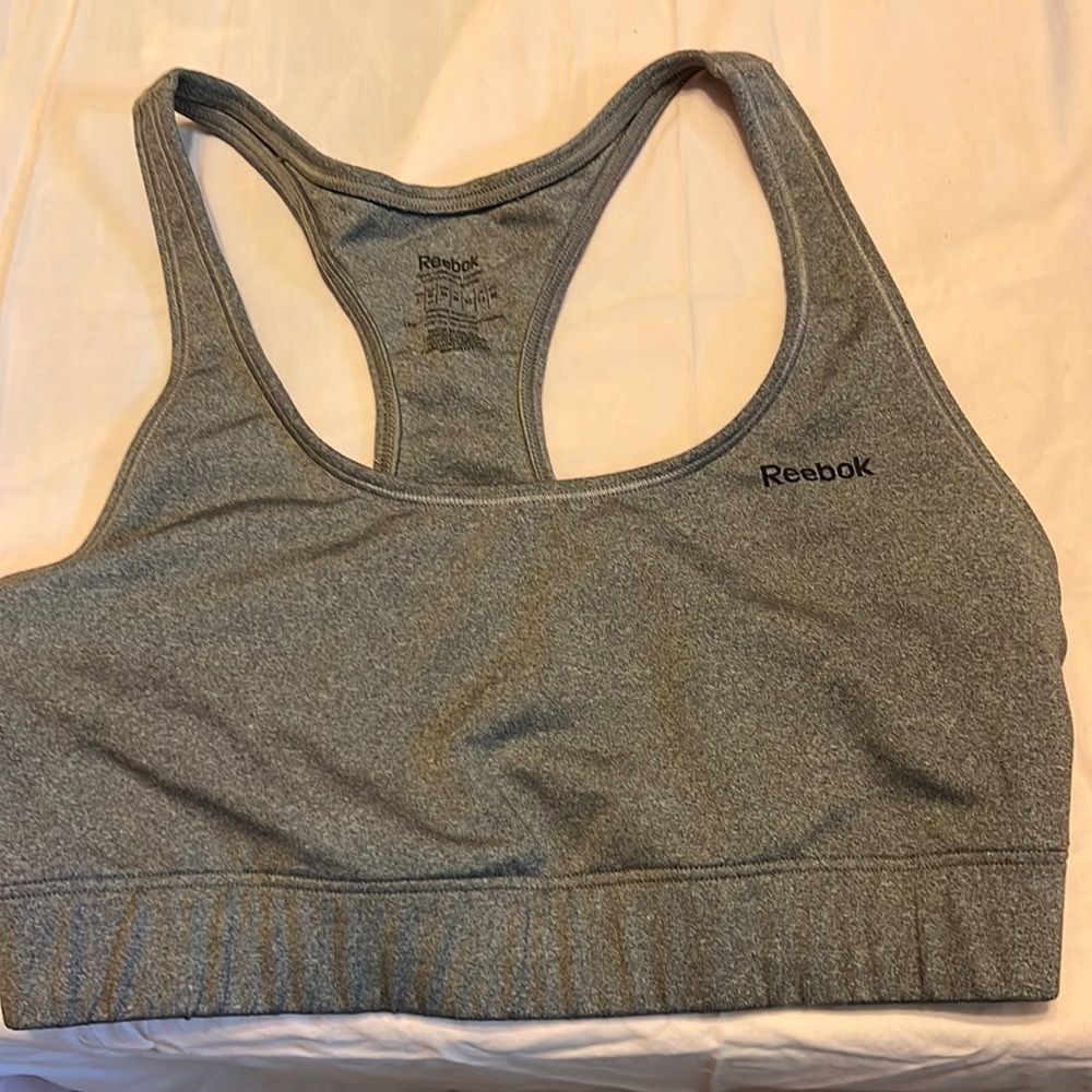 Reebok sports bra. Size medium. Gray